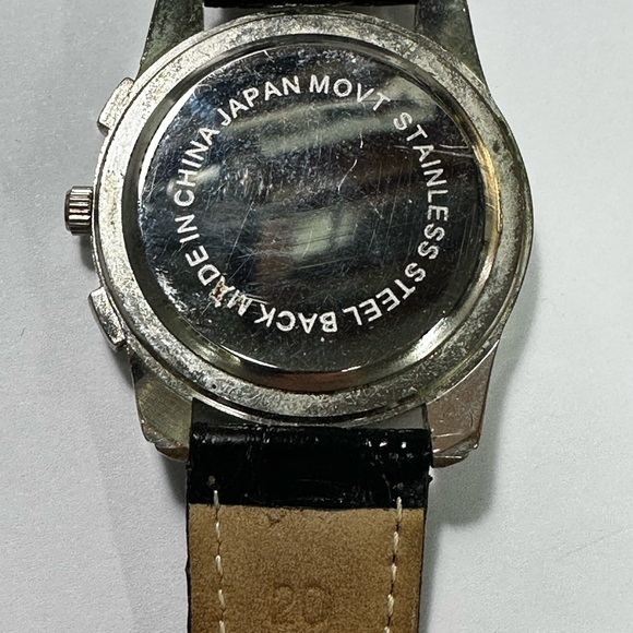 Classic Multi-Function Quartz Watch Roman Numerals Black Leather Strap - Picture 3 of 4